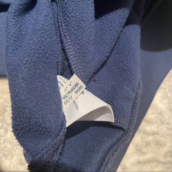 🚨 3 for $25 - AMERICAN Eagle Navy Bomber Sweatshirt - Picture 10 of 11